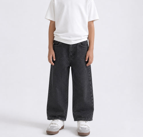 Relaxed Straight Fit Jeans(Midnight black)