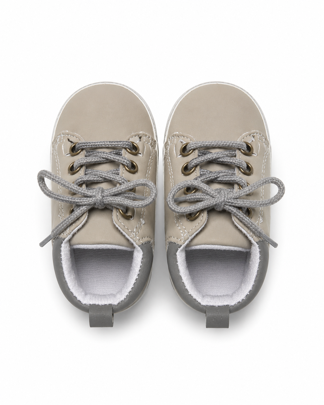 Classic low top sneakers