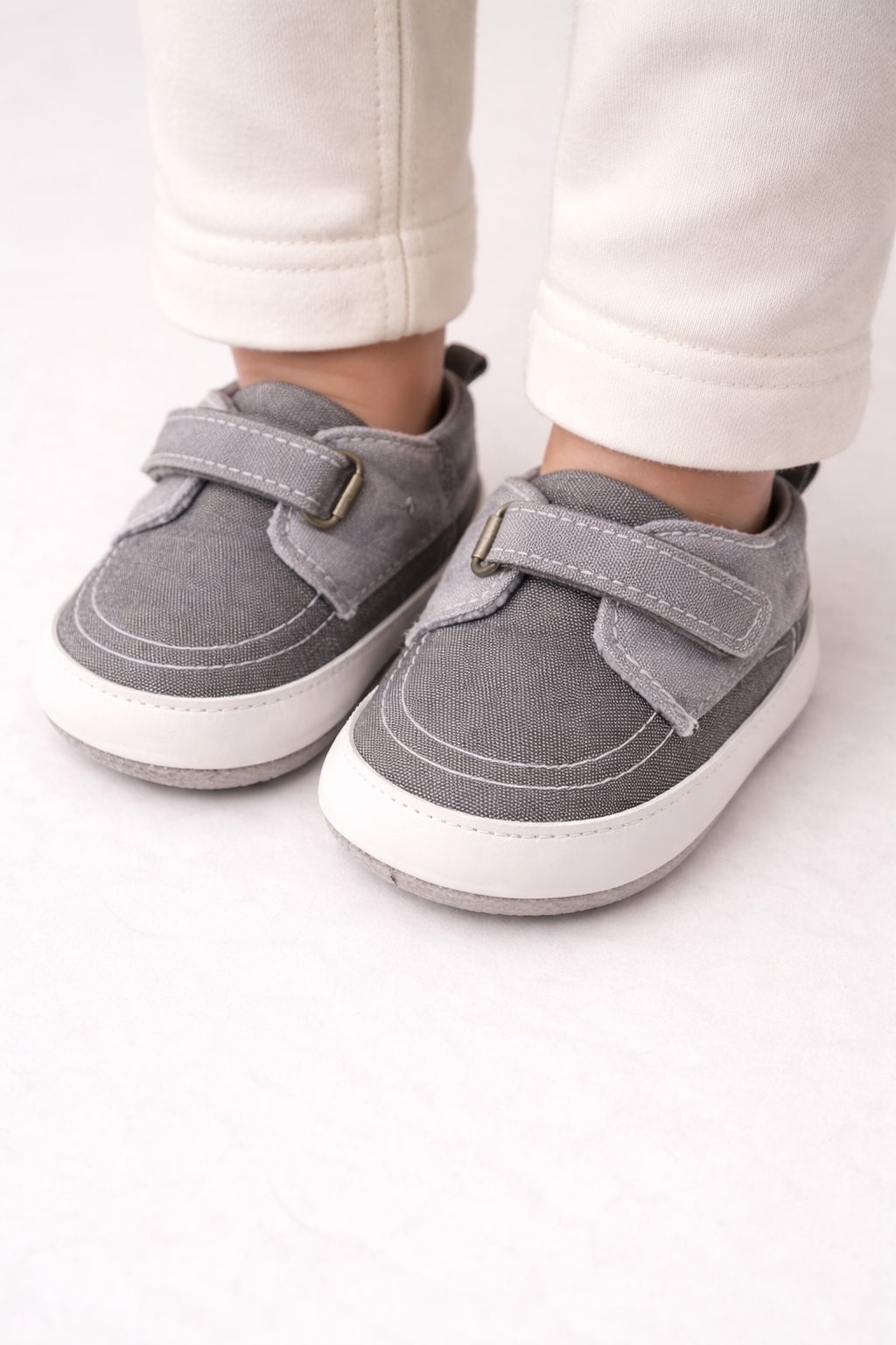 Harbor sneaker
